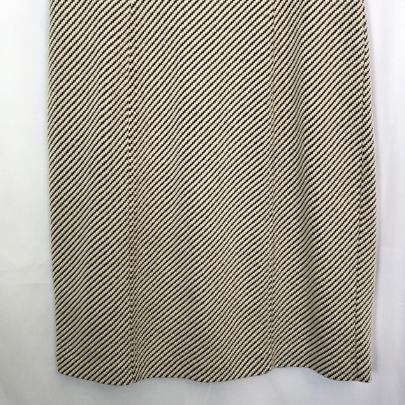 Ann Taylor Black and Cream Striped Mini Dress  Size 2 - Picture 5 of 12